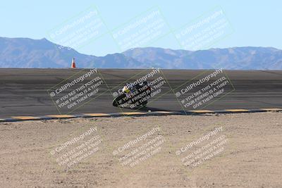 media/Dec-06-2024-CVMA Friday Practice (Fri) [[e1d1c5d4fc]]/4-Group 4 and Trackday/Session 5 (Bowl)/